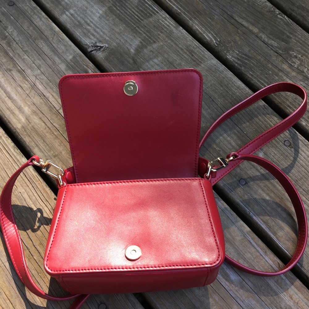 Authentic Tory Burch Purse - Picture 2 of 16